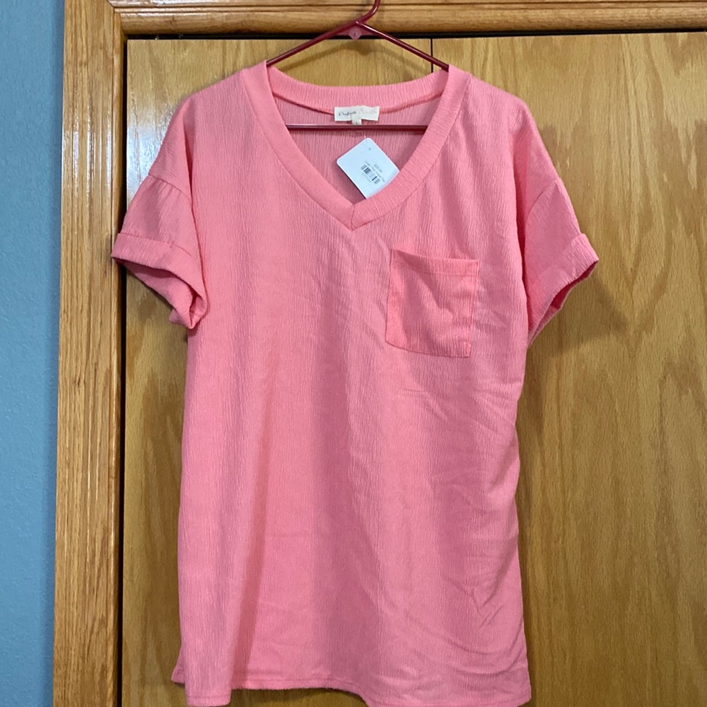 Pink short sleeve top